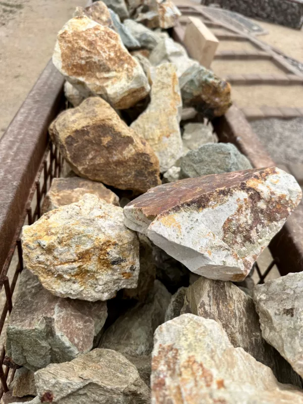 Bright Palomino Gold Rip Rap 3-8