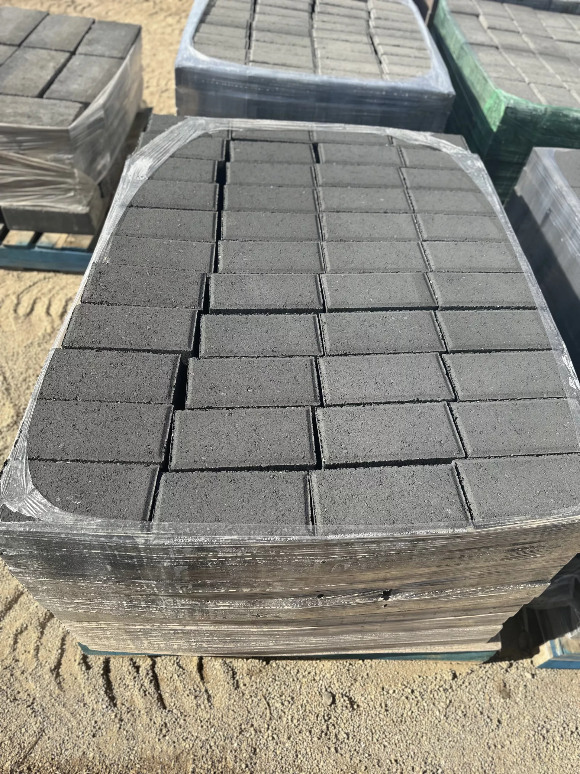 Phoenix Pavers Black